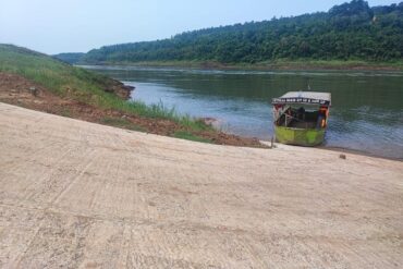 Friendship Bridge river crossing