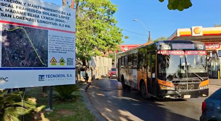 Bus detours in Asuncion