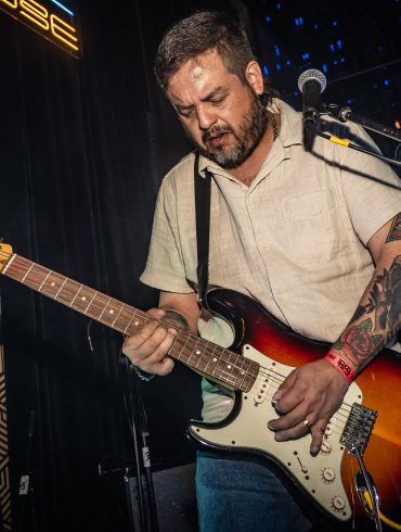 Danfer Ciudad rocking out in Asunción, Paraguay
