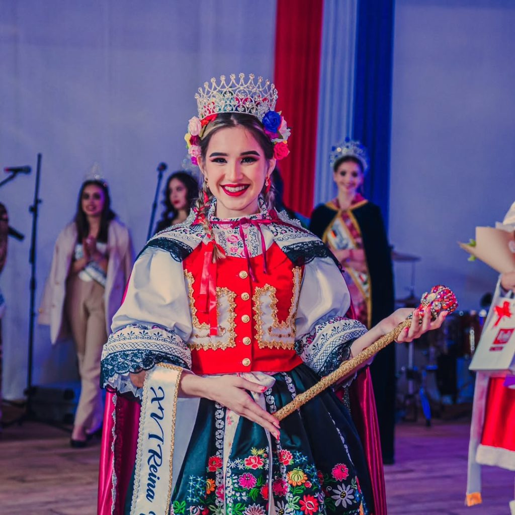 2024 Queen of the Festival, Eliana Miller.