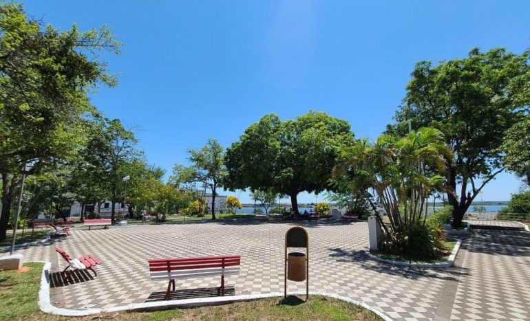 Plaza de los Desparecidos