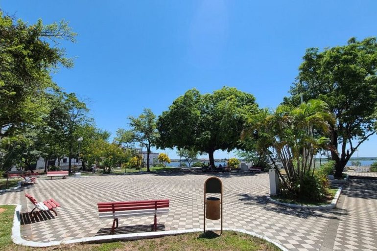 Plaza de los Desparecidos
