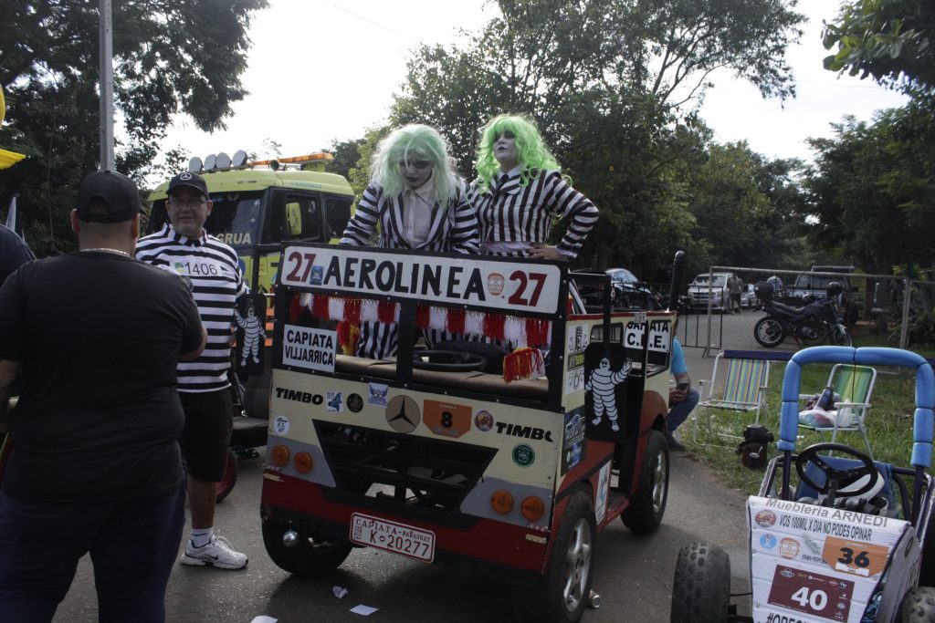 Auto Locos.