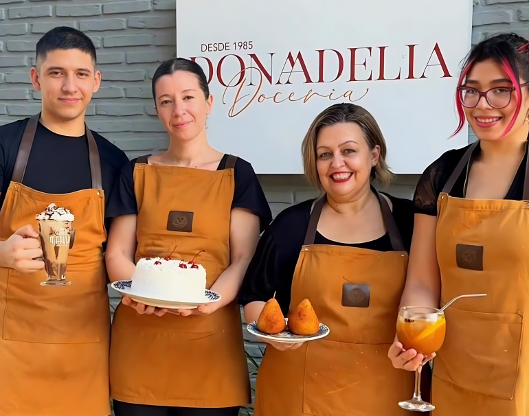 Dona Adelia
