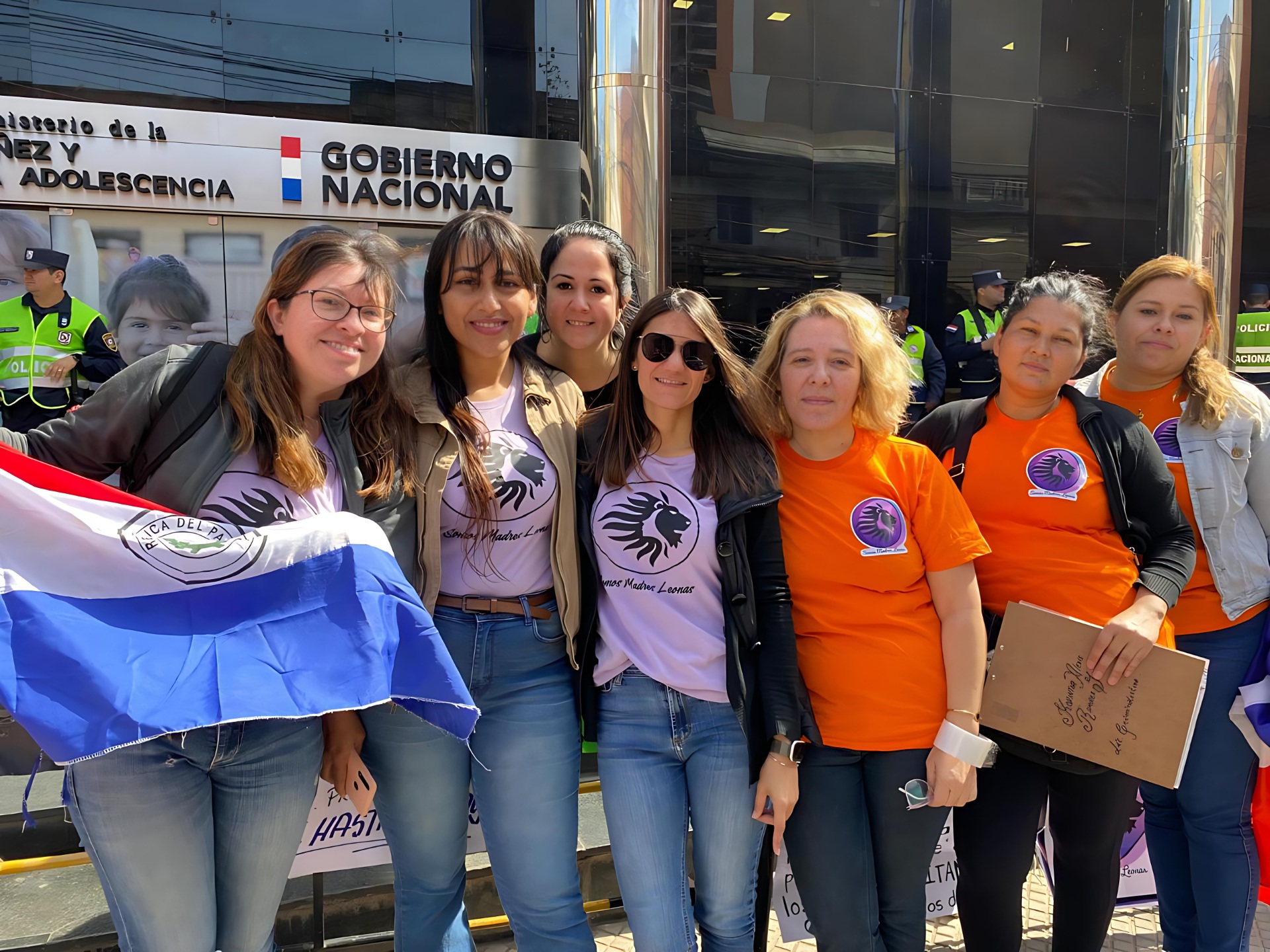 Mamás Leonas: Building Solidarity And Solutions