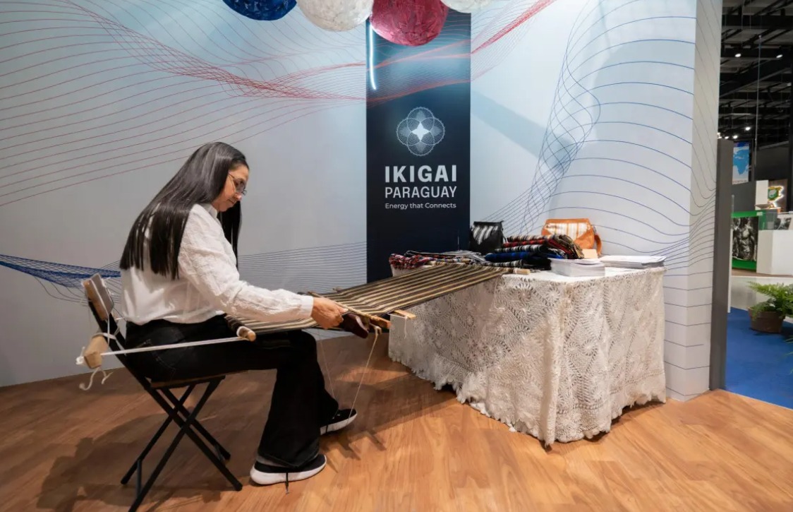 Ancient Art Of Paraguay’s Para’i Poncho Shines At Osaka Expo