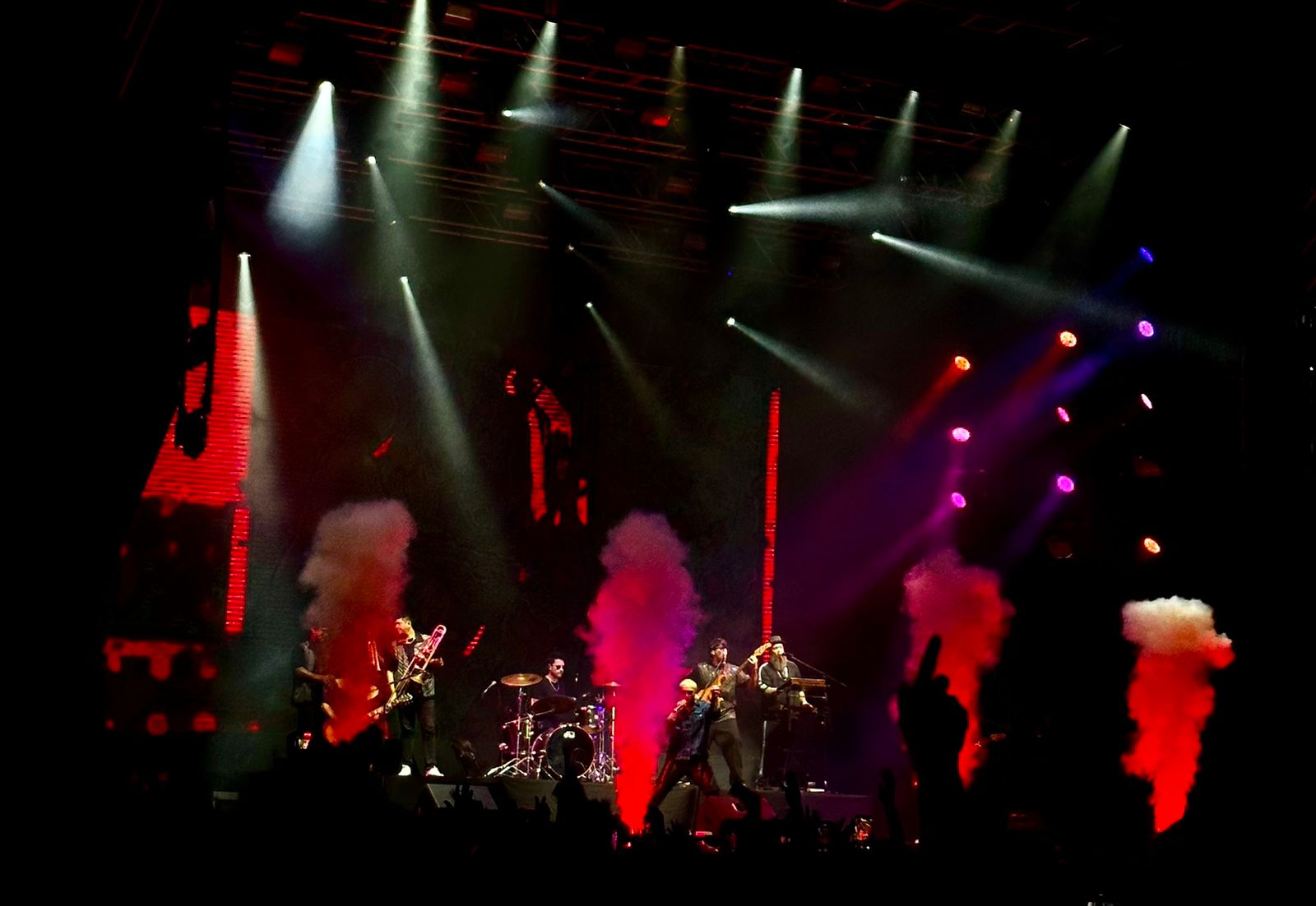 Kchiporros And Los Auténticos Dеcadеntеs Turn Rain Into Rhythm In Asunción