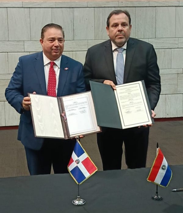Representatives of Paraguay and the Dominican Republic.
