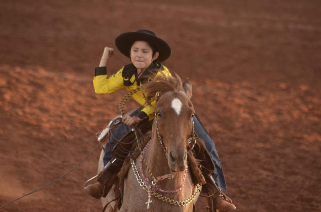 Apart from music, she has a passion for roping.