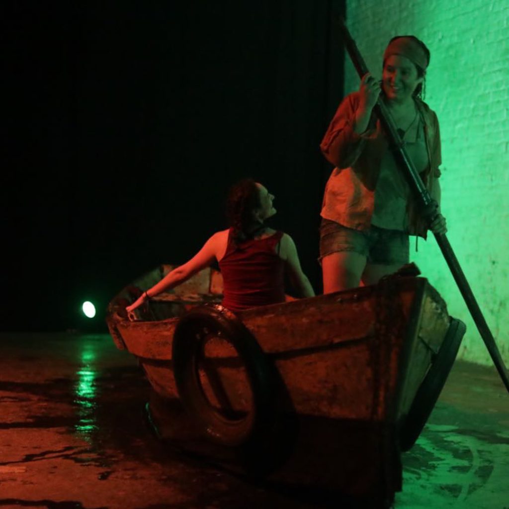 Paraná Porã stage actors.