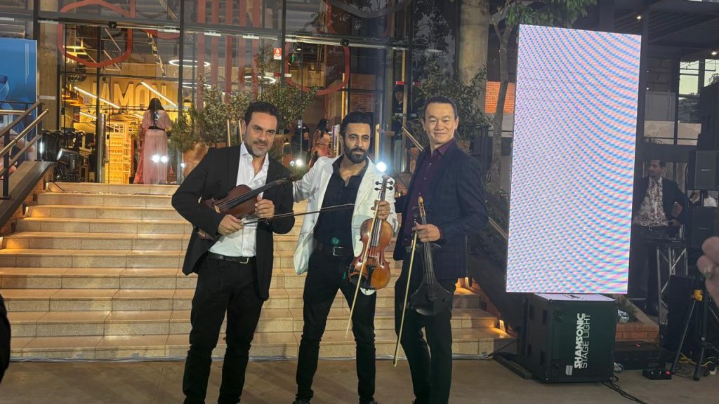 Event for breast cancer awarness.