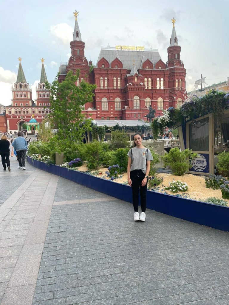 Soffy, having the chance to do ballet abroad and representing Paraguay.