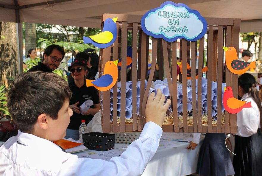 Paraguay Expands Reading Access: 24,000 Classroom Libraries Targeted By 2028