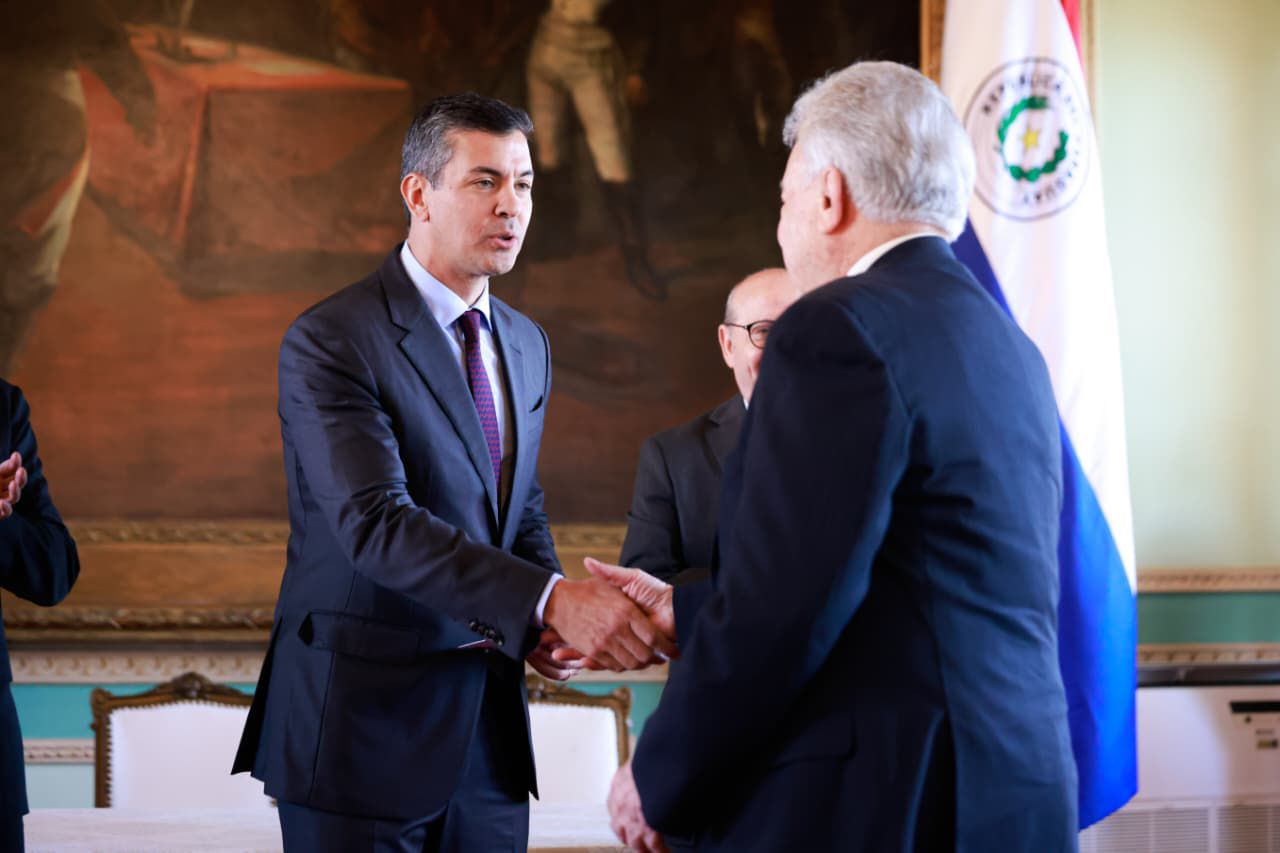 2025 National Literature Prize For Sweeping Poem On Paraguay’s Origins