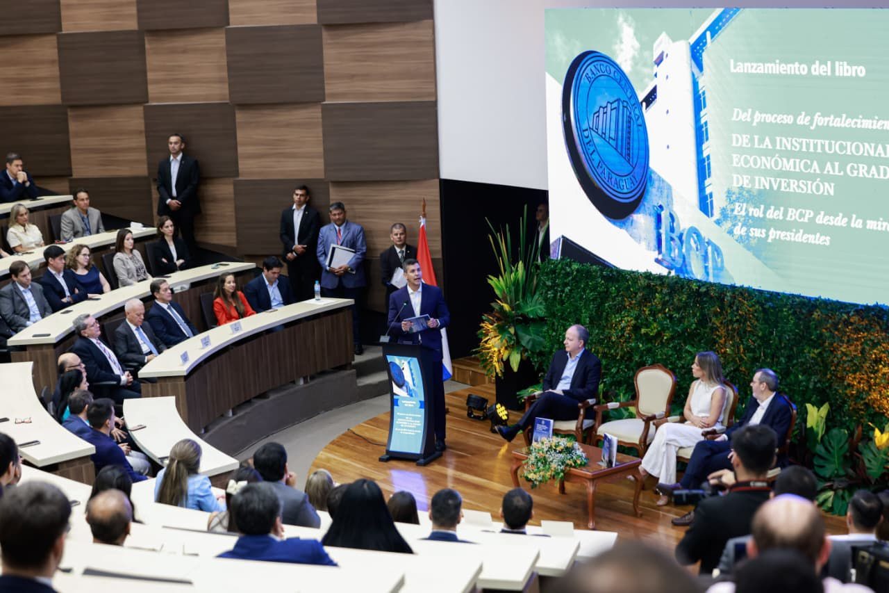 New Book Captures Central Bank of Paraguay’s History Through Its Presidents’ Voices