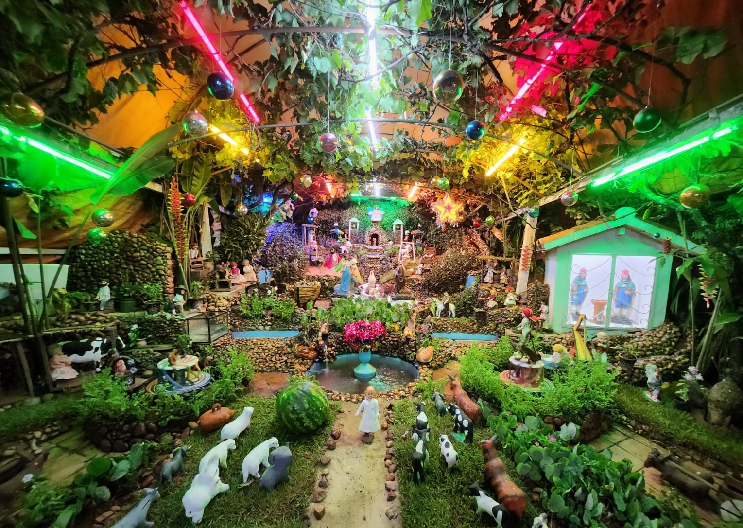 Exploring Paraguayan Nativity Scenes: Representatives Of Tradition, Culture, And Identity