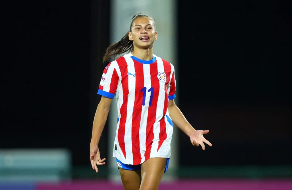 Claudia Martínez with the Albirroja, the National Football Team of Paraguay.

She is now moving from Club Olimpia to the Washington Spirits of the NWSL.