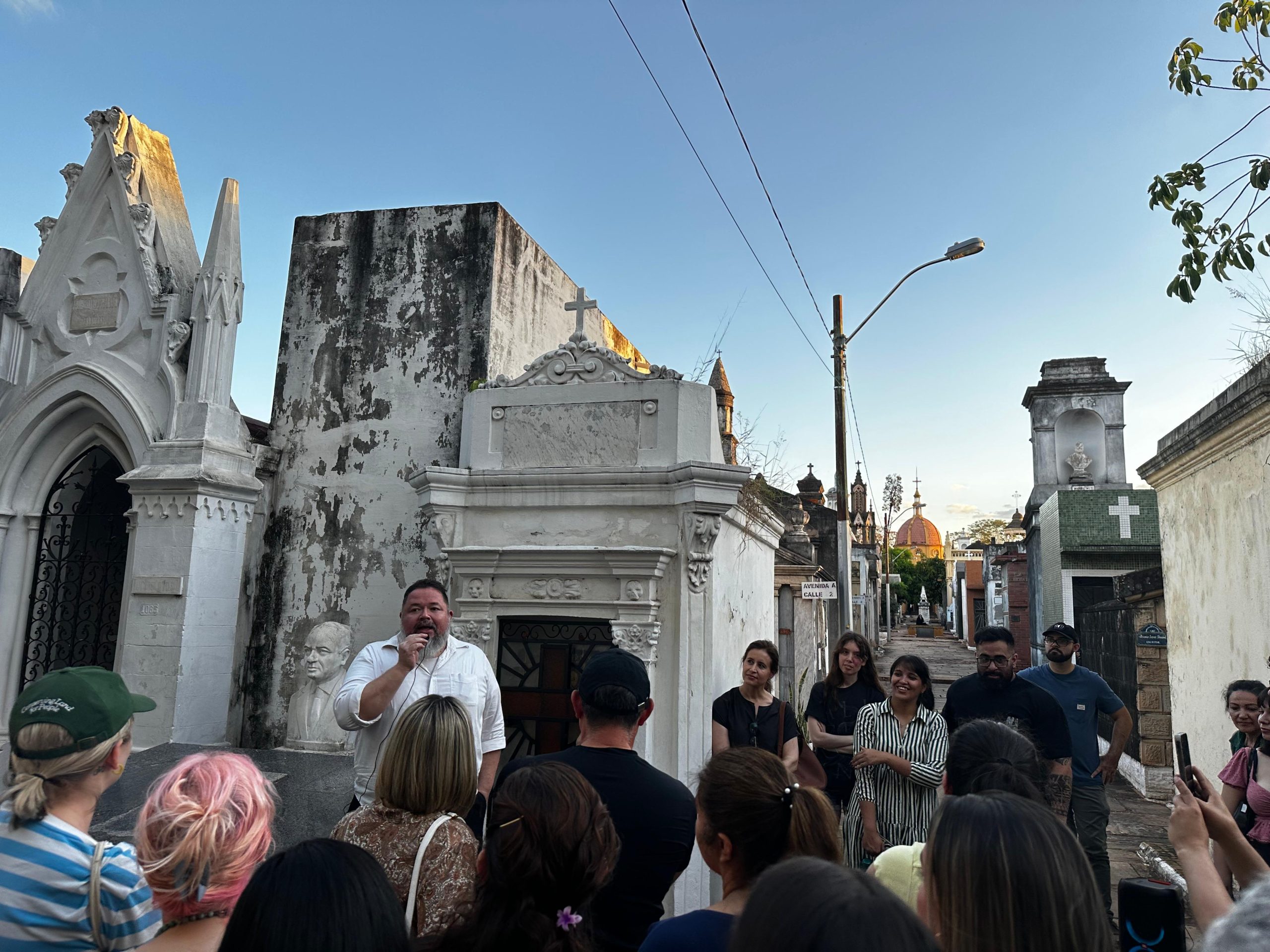 Asunción’s Recoleta Cemetery Comes Alive Through Guided And Dramatised Tours