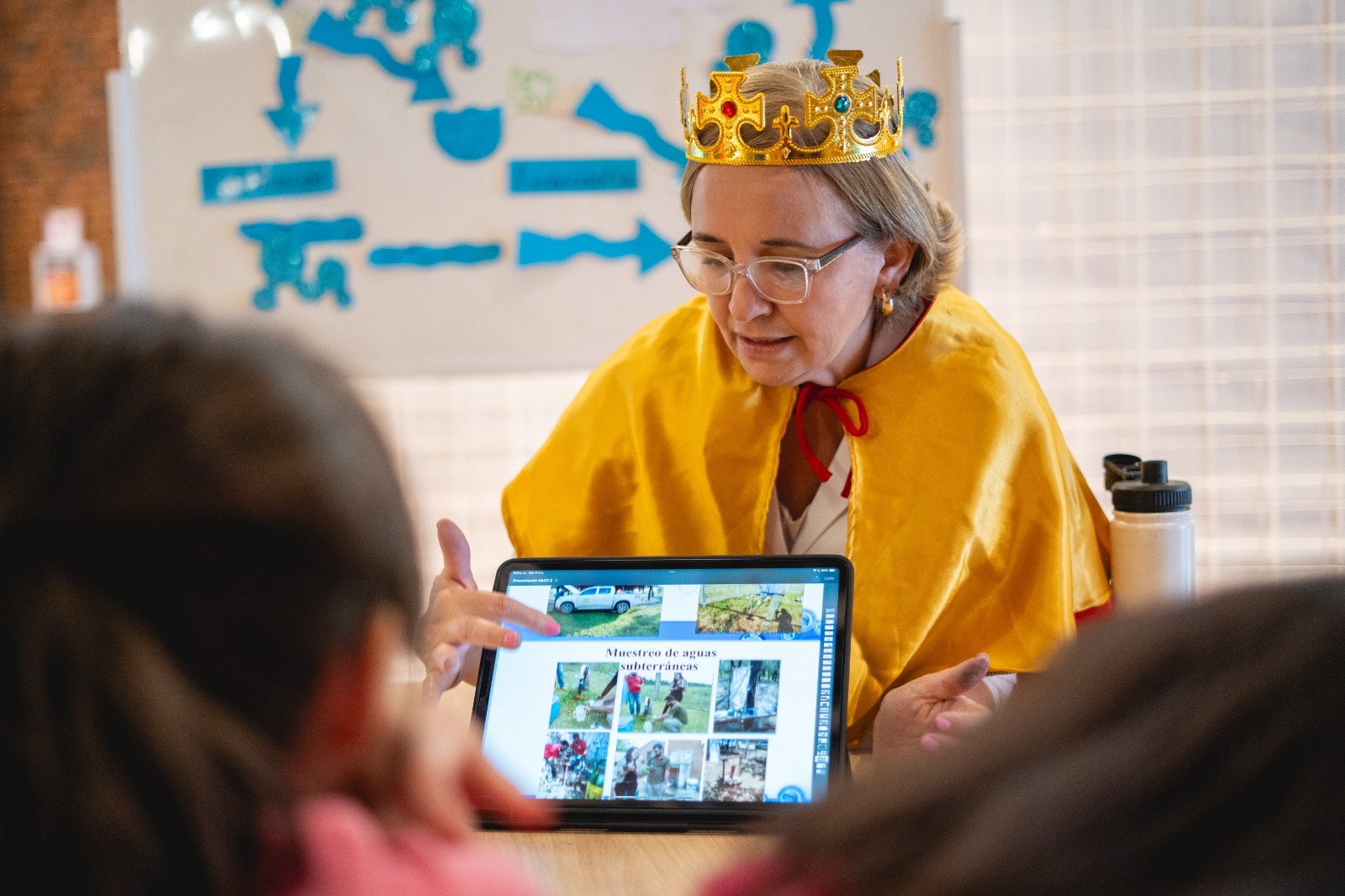 The Three Wise Scientists Bring Interactive Science To Museum In Asunción