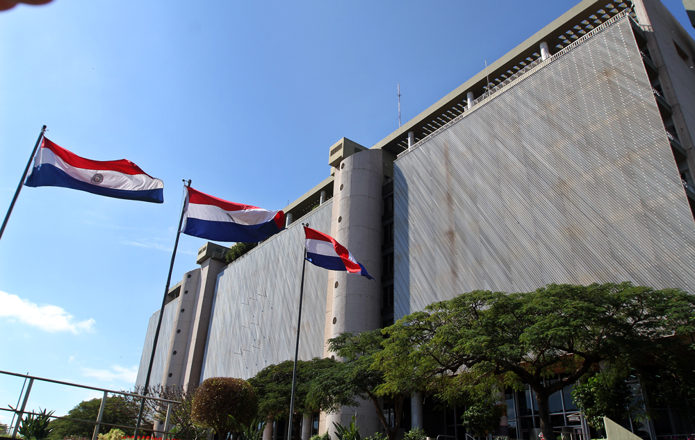 Paraguay Boosts Growth Outlook With First Interest Rate Cut In Nearly Two Years