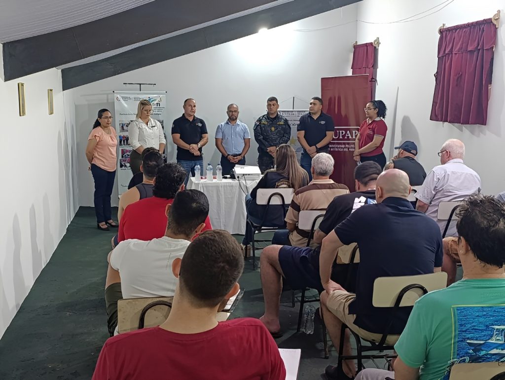 Classes at Emboscada Penitentiary