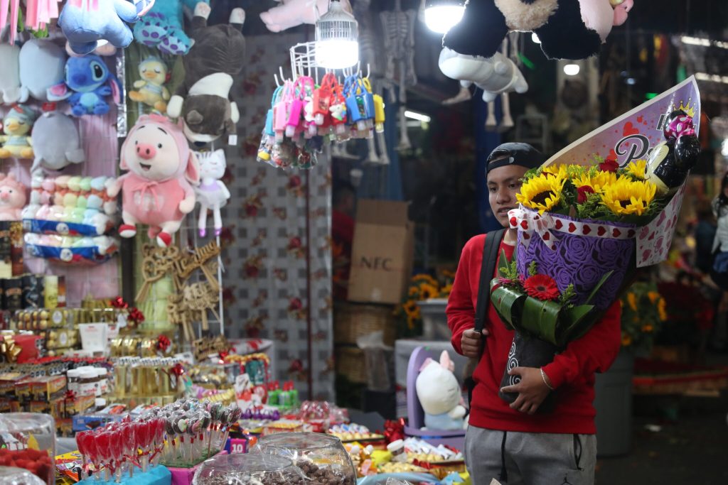 Flower seller in Valentine´s Day