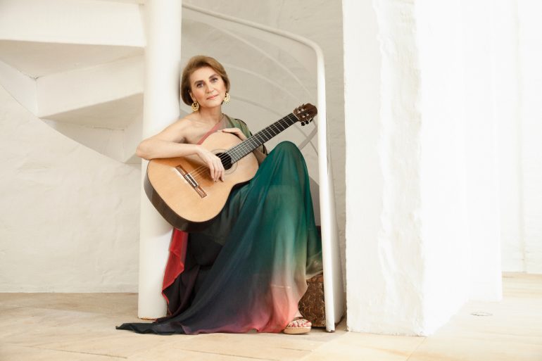 guitarist berta rojas