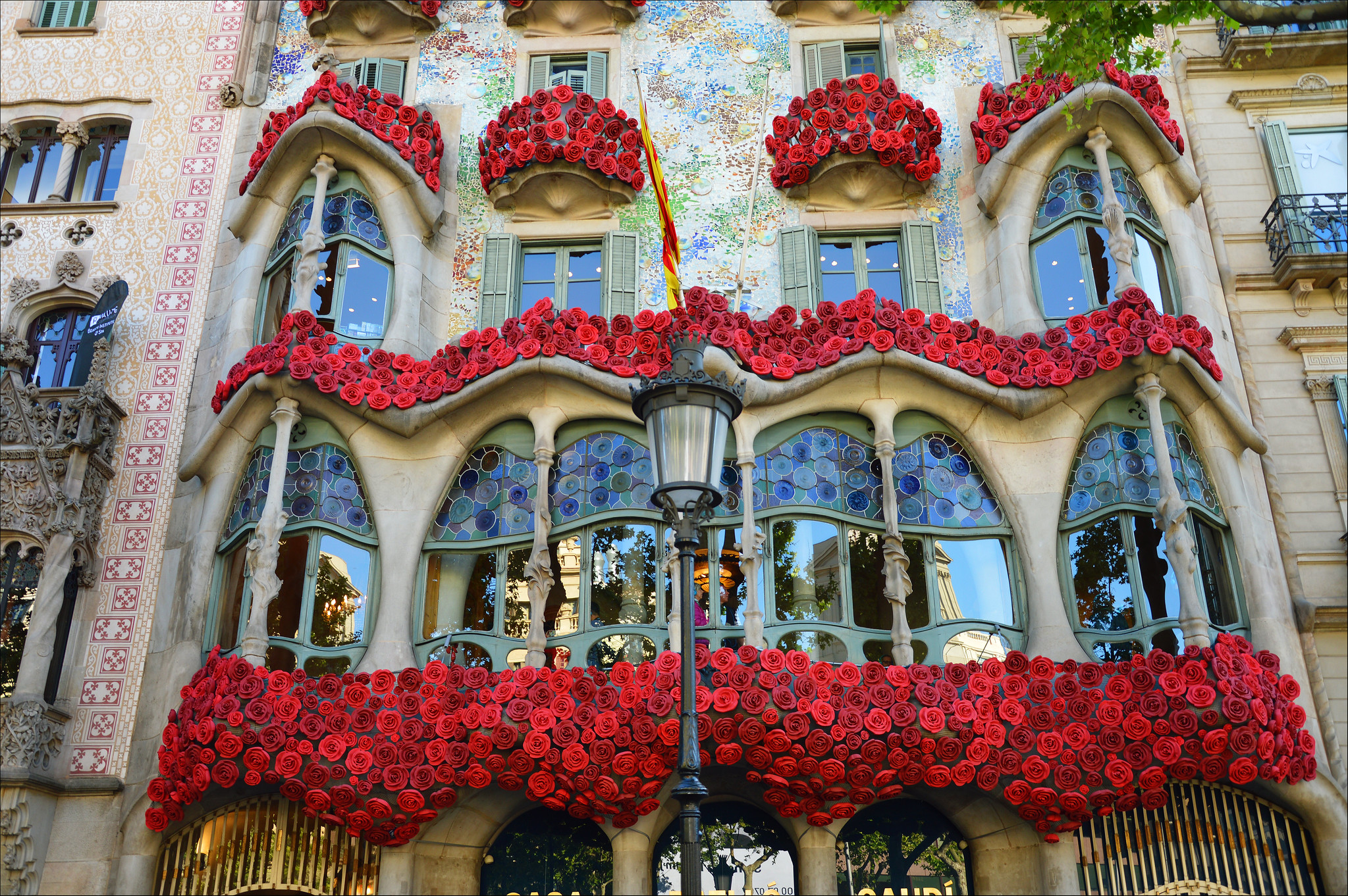 Celebration Of Sant Jordi With Cultural And Culinary Fair In Asunción’s Plaza Uruguaya