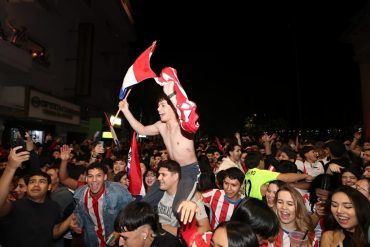 albirroja fans
