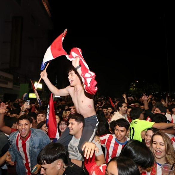 albirroja fans