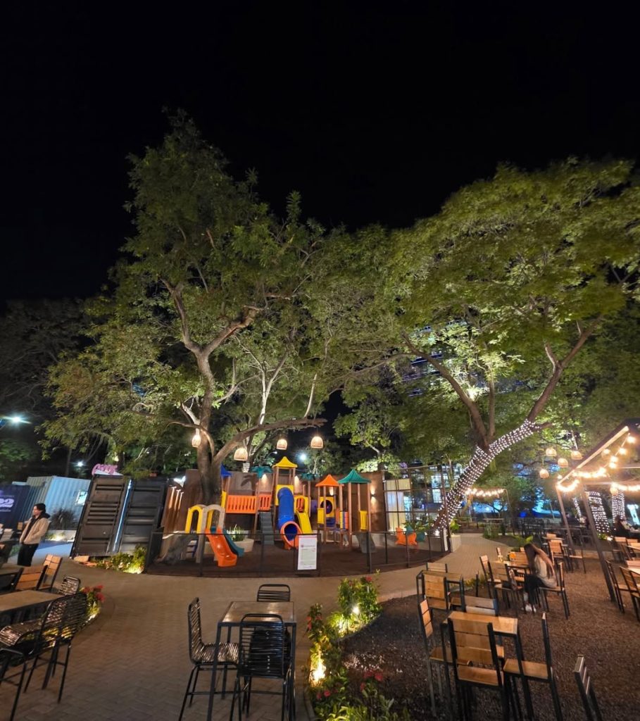 Tamarindo Food Park.