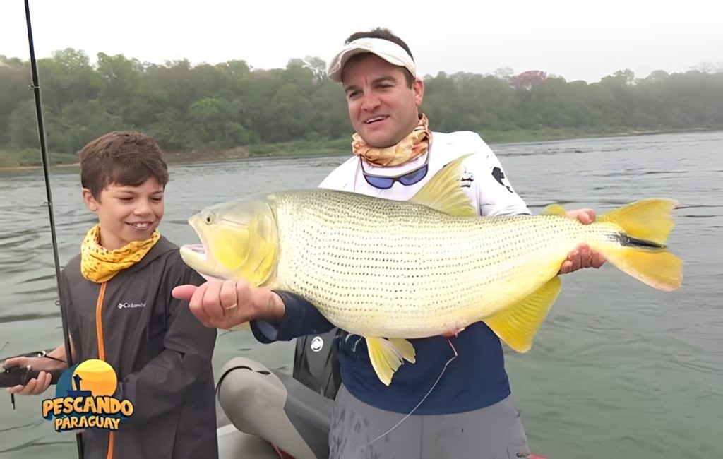 fishing in paraguay